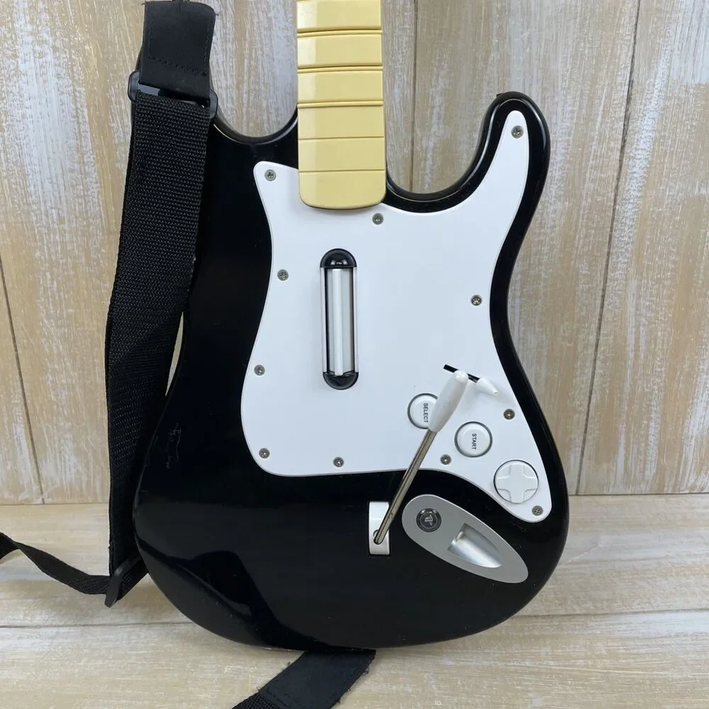 Fender Stratocaster PS2 Wireless Guitar Harmonix 822151 w/ Strap - No Dongle
